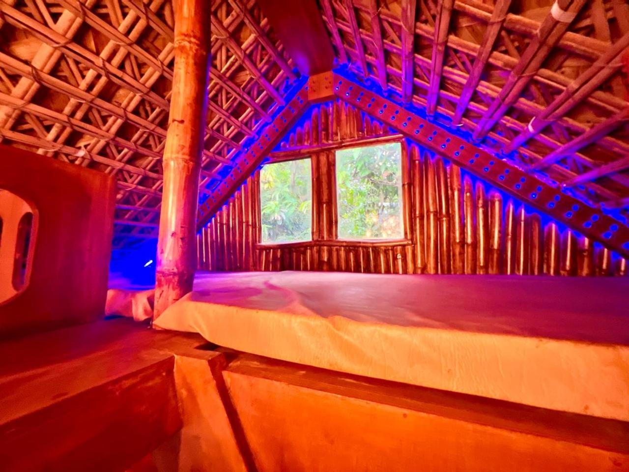 La Pahi Palace- Banquet And Resort Sakri East Esterno foto
